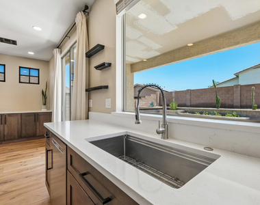 18381 W Mcneil Street - Photo Thumbnail 18