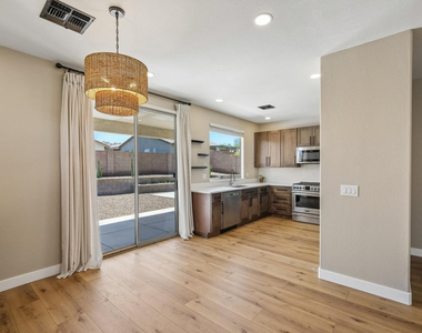 18381 W Mcneil Street - Photo Thumbnail 13