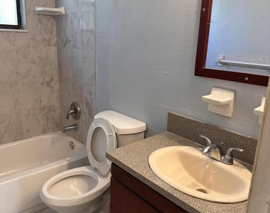50 Nw 8th Avenue - Photo Thumbnail 6