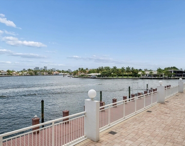 511 Bayshore Drive - Photo Thumbnail 15
