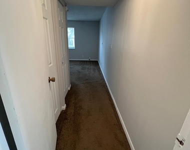 3360 Spanish Moss Terrace - Photo Thumbnail 9