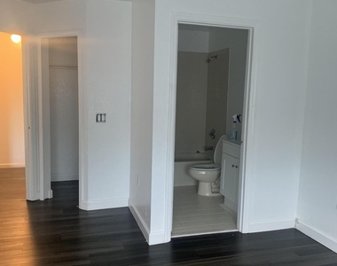 2127 Shoma Drive - Photo Thumbnail 1
