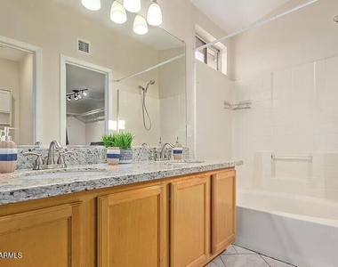 12442 N 42nd Avenue - Photo Thumbnail 16