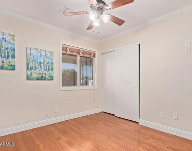 12442 N 42nd Avenue - Photo Thumbnail 18