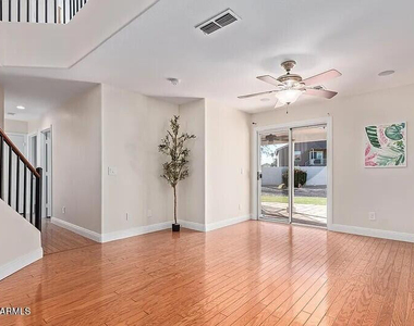 12442 N 42nd Avenue - Photo Thumbnail 12