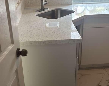 5310 Sw 115th Avenue - Photo Thumbnail 1