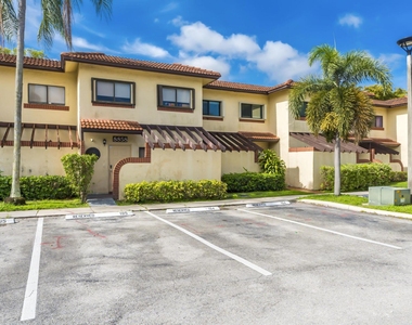 8858 Nw 48th Street - Photo Thumbnail 29