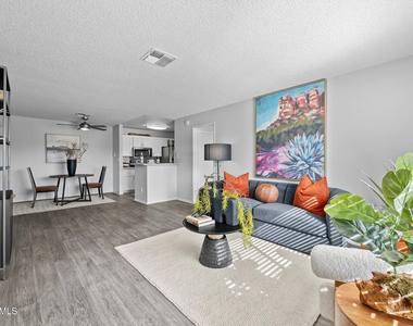 1320 N Mcqueen Road - Photo Thumbnail 4