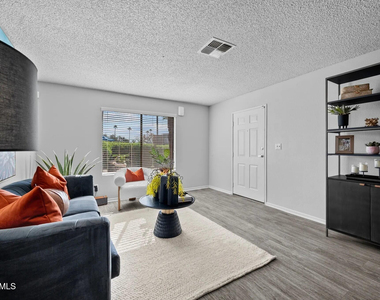 1320 N Mcqueen Road - Photo Thumbnail 5