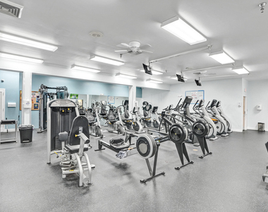 1501 Cayman Way - Photo Thumbnail 21