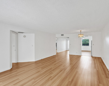 1501 Cayman Way - Photo Thumbnail 8