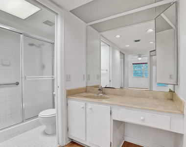 1501 Cayman Way - Photo Thumbnail 14