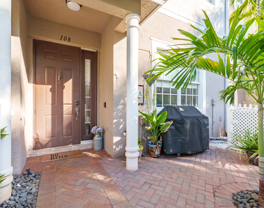 108 Ocean Cay Way - Photo Thumbnail 8