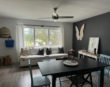 505 Ne 20th Avenue - Photo Thumbnail 2