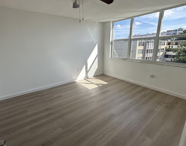 1660 Ne 191st Street - Photo Thumbnail 10