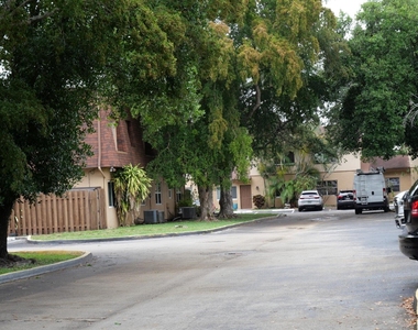 7091 W Sunrise Boulevard - Photo Thumbnail 30