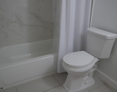 7091 W Sunrise Boulevard - Photo Thumbnail 16