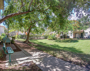 1020 E Longport Circle - Photo Thumbnail 23