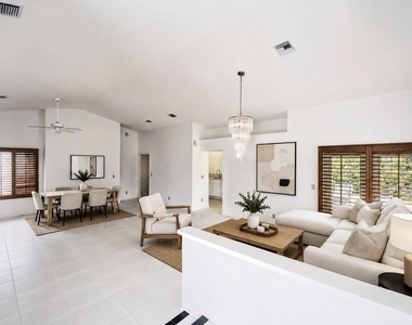 10533 Mendocino Lane - Photo Thumbnail 3