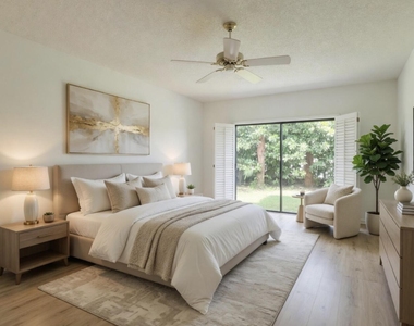 10533 Mendocino Lane - Photo Thumbnail 7