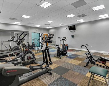 7600 Nw 5th Place - Photo Thumbnail 14