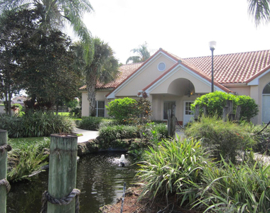 3310 N Pinewalk Drive N - Photo Thumbnail 19