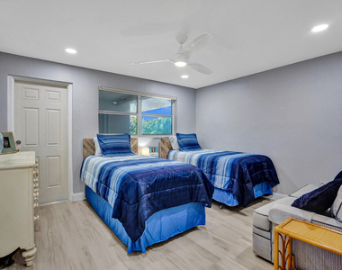 1169 Hillsboro - Photo Thumbnail 30