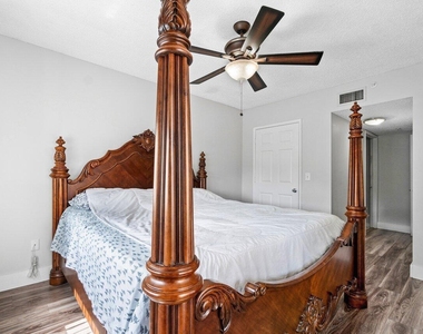 2620 S University Drive - Photo Thumbnail 13