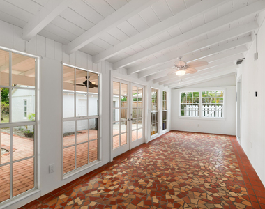 306 34th Street - Photo Thumbnail 4
