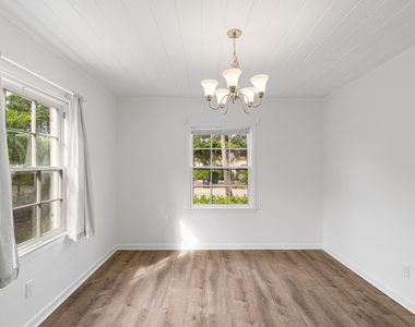 306 34th Street - Photo Thumbnail 16