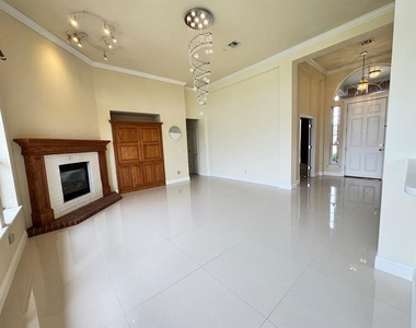 4409 Whitmere Court - Photo Thumbnail 14