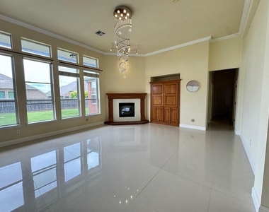 4409 Whitmere Court - Photo Thumbnail 15