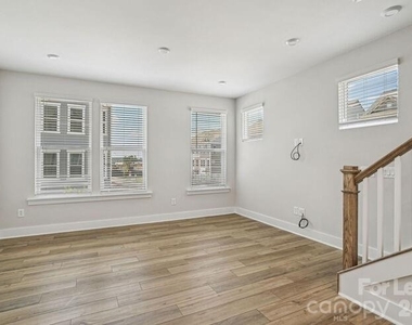 4375 Raleigh Street - Photo Thumbnail 9