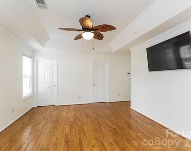 124 Pamlico Lane - Photo Thumbnail 10