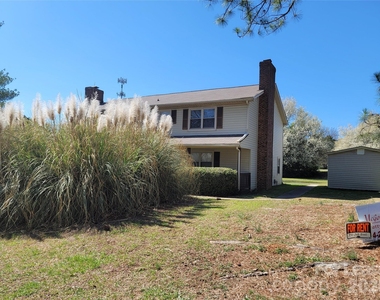 5323 Chestnut Lake Drive - Photo Thumbnail 10