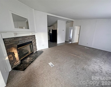 1844 Drew Drive - Photo Thumbnail 14