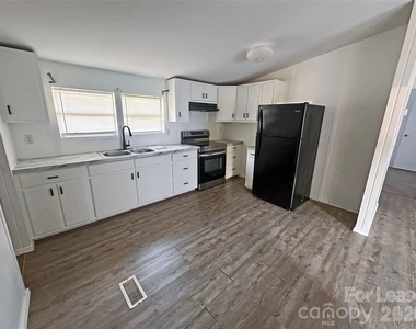 1844 Drew Drive - Photo Thumbnail 2