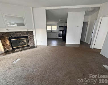 1844 Drew Drive - Photo Thumbnail 1