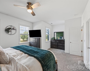 263 Keener Boulevard - Photo Thumbnail 18