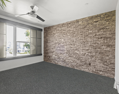 1901 Victoria Avenue - Photo Thumbnail 29