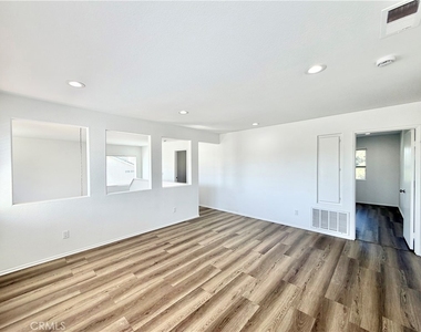 43391 Calle Morita - Photo Thumbnail 18