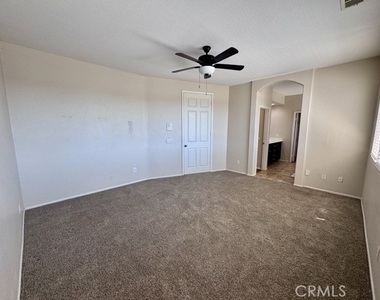 33021 Adelante Street - Photo Thumbnail 32