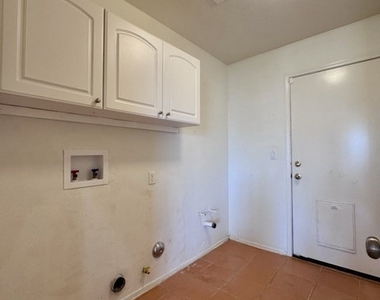 33021 Adelante Street - Photo Thumbnail 24