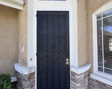 33021 Adelante Street - Photo Thumbnail 6
