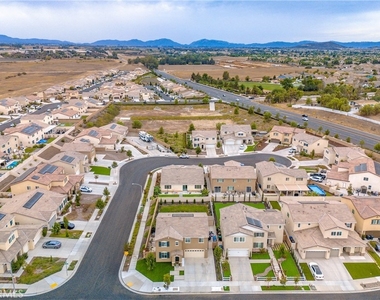 33063 Table Rock Drive - Photo Thumbnail 48