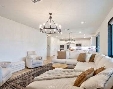 33063 Table Rock Drive - Photo Thumbnail 7
