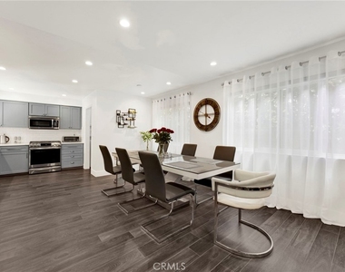 8746 Ruffner - Photo Thumbnail 5