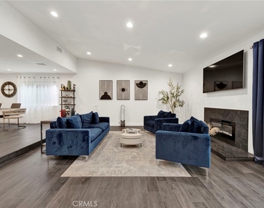 8746 Ruffner - Photo Thumbnail 2