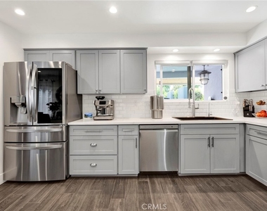 8746 Ruffner - Photo Thumbnail 7