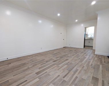6101 S Hobart Boulevard - Photo Thumbnail 6